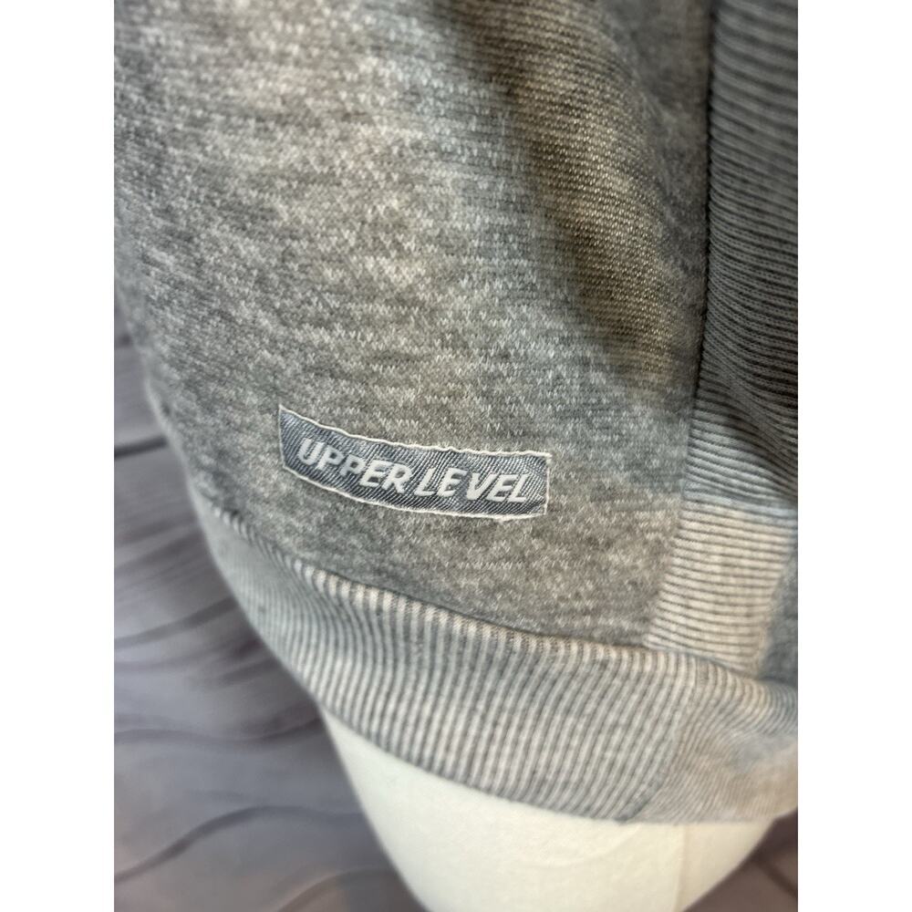 Upper Level Light Gray V-Neck Muscle Sweater Tank Size Large - Picture 5 of 6
